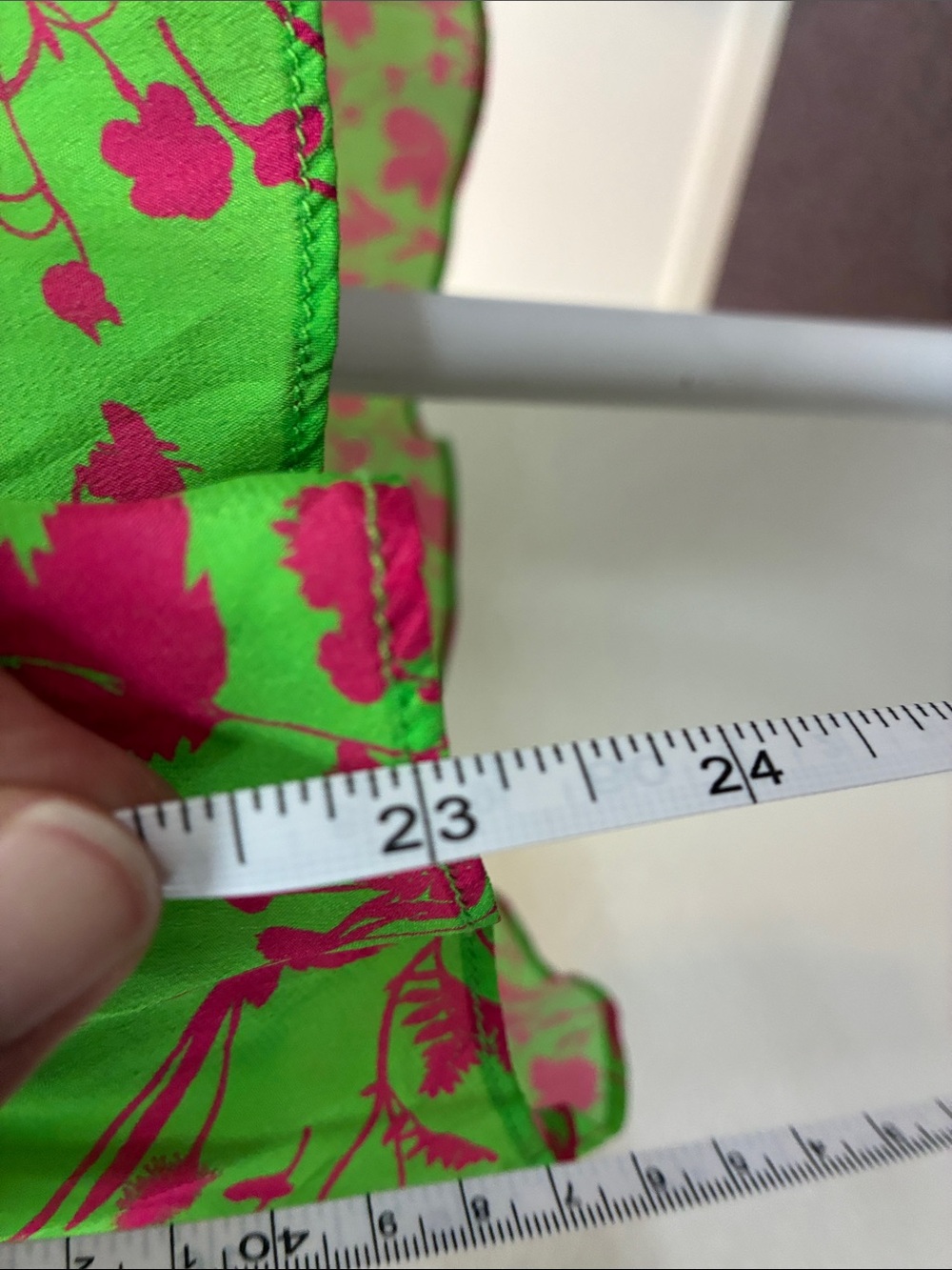 Gilner Farrar Sienna Blouse Womens Green Pink Floral Ruffle Cap Sleeve Top M - Picture 5 of 7